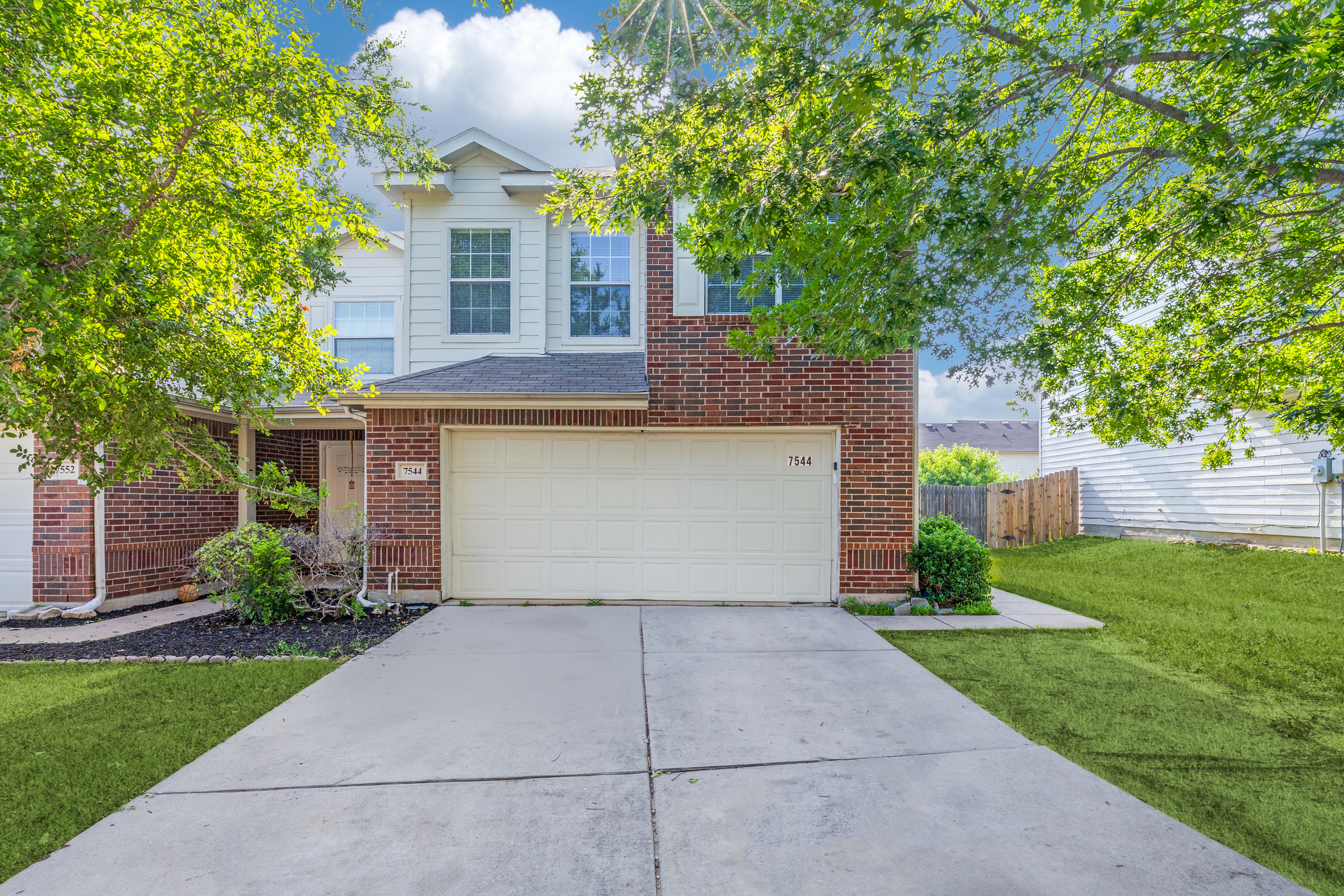7544 Lazy Spur Boulevard