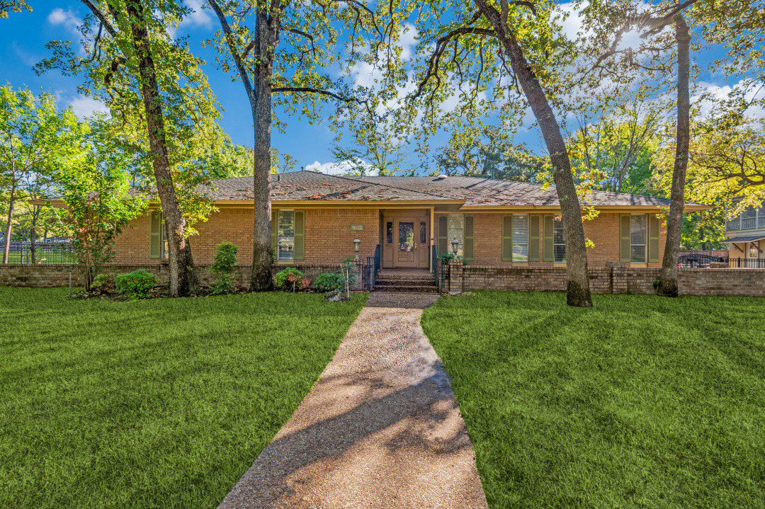 1612 Canyon Oaks Drive