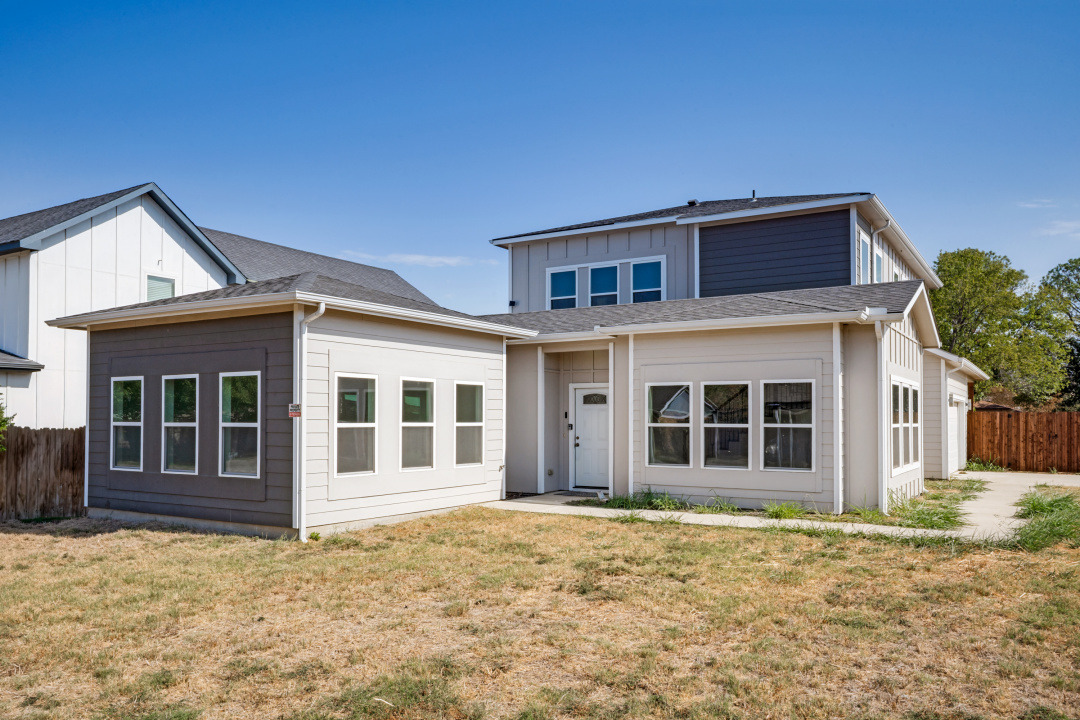 315 Lois Street
